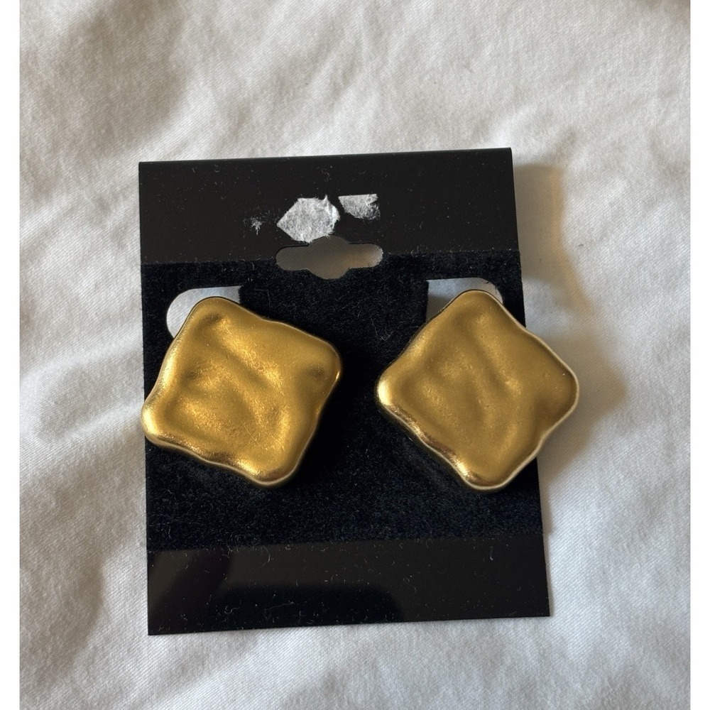 Vintage Monet Clip On Earrings Gold Tone Square Liquid Gold 80s 90s Old Money
